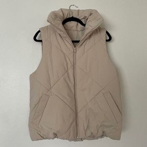 AMAZON Tan Puffer Vest, Size M